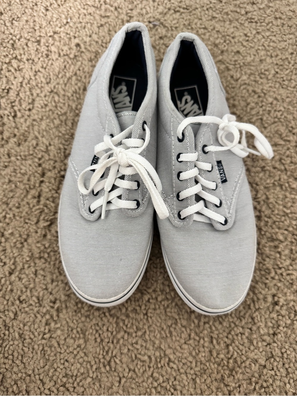 Vans Men’s Light Gray Canvas Low-Top Sneakers